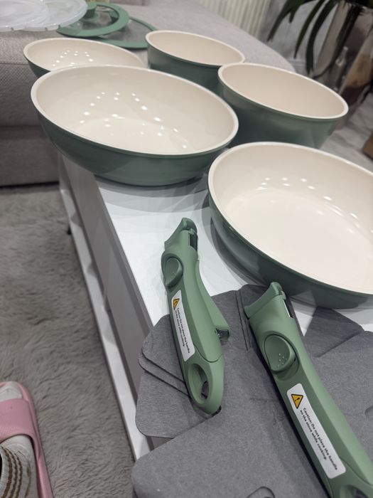 Garnki i patelnie 16 elemetow