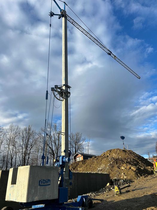 Dźwig żuraw budowlany WYNAJEM 14x14m