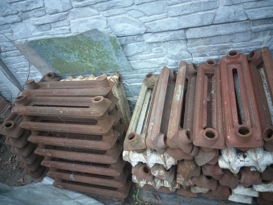 Батареї чугунні, продам