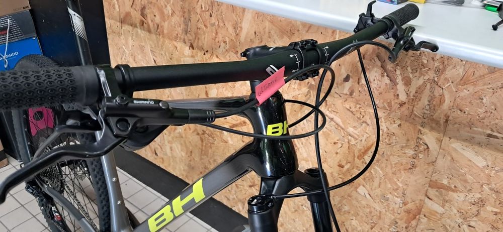 Bh ultimate 29 L carbono 12x1v