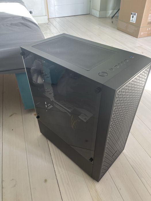 Пк. Ryzen 5500, Rx 570, 16ram, 240gb ssd