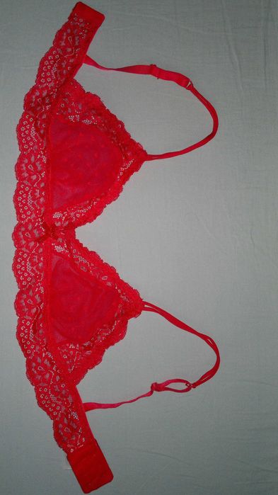 Stanik różowy miękki serduszka koronka 34 XS 36 S 38 M jaskrawy haftki
