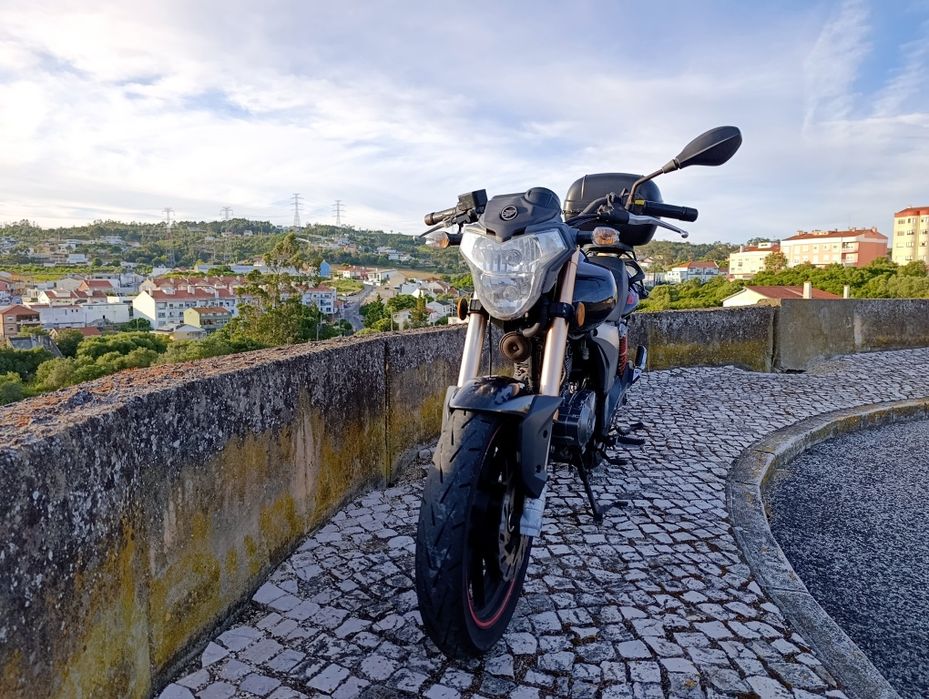Vendo keeway rkv 125 ano 2014