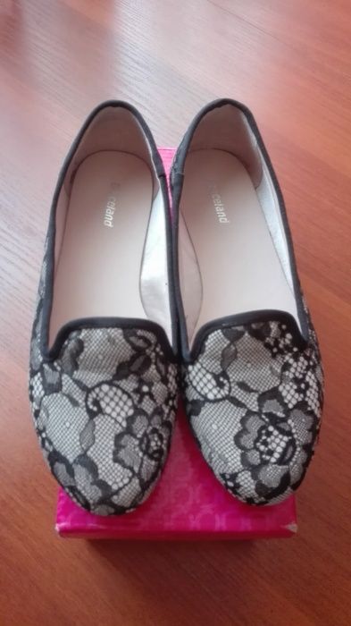 Buty damskie młodzieżowe balerinki roz 36 długość wkładki 23 cm.