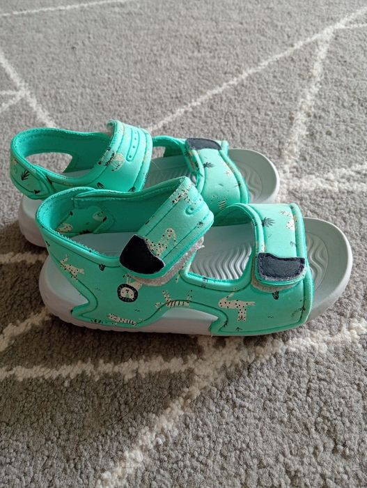 Sandałki kapcie pianki Lupilu r.26