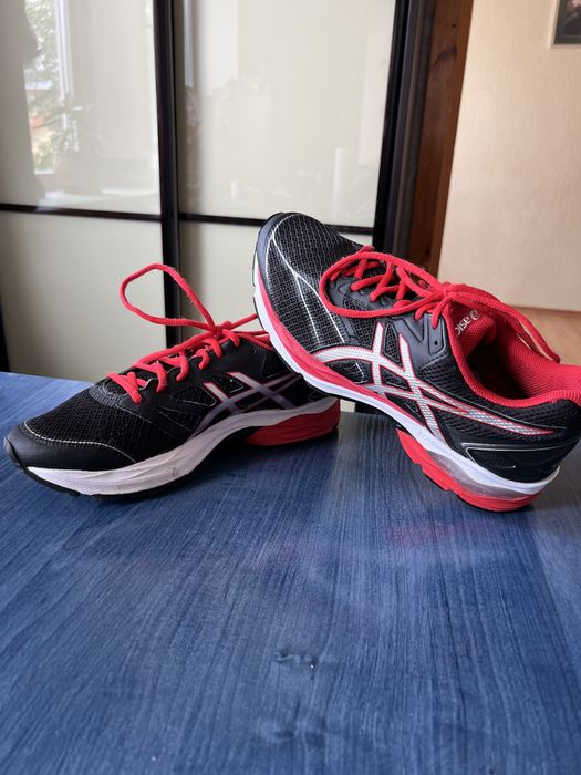 Оригінал! Чоловічі бігові кросівки Asics GEL-PULSE 8