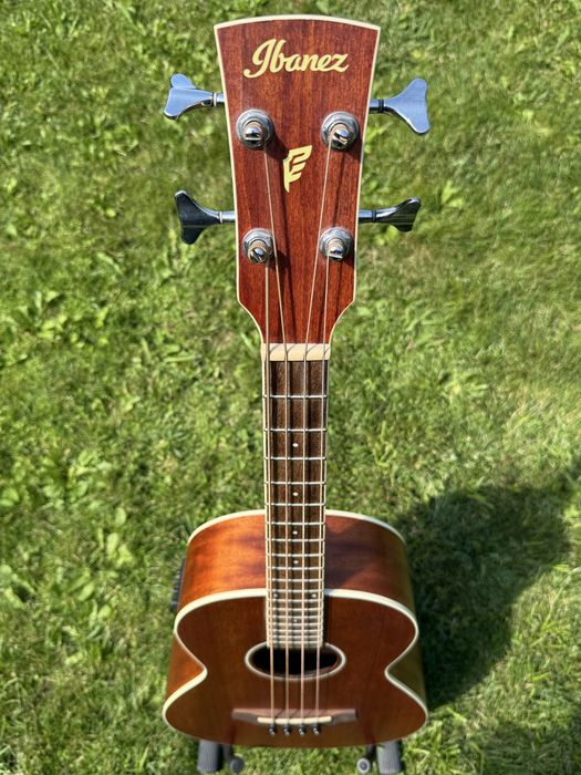 Bas akustyczny Ibanez Acoustic Bass + kabel
