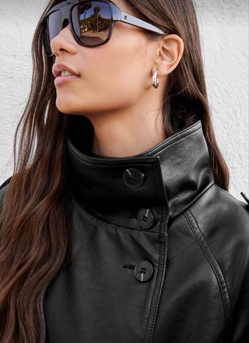 Кожанка bershka xc чорна