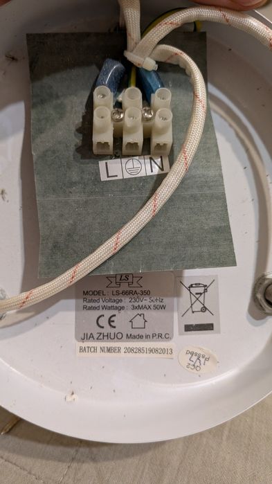 Люстра з LED лампочками