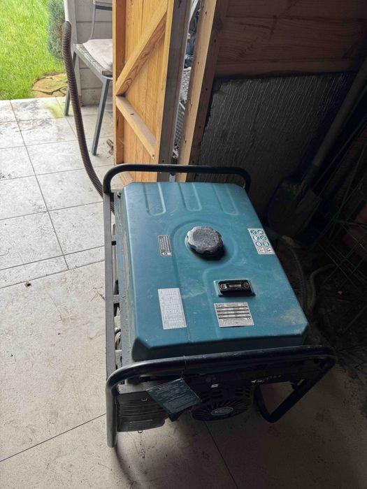 Будинок під Києвом з резервним живленням при вимиканні світла!!!