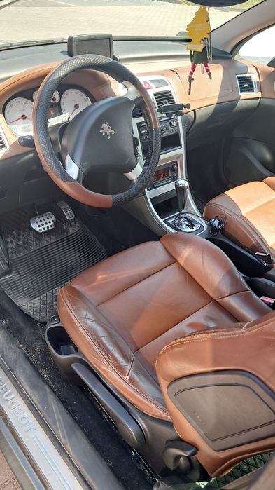 Samochód Peugeot