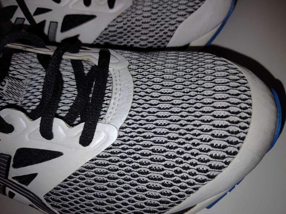 Asics 44 gel buty