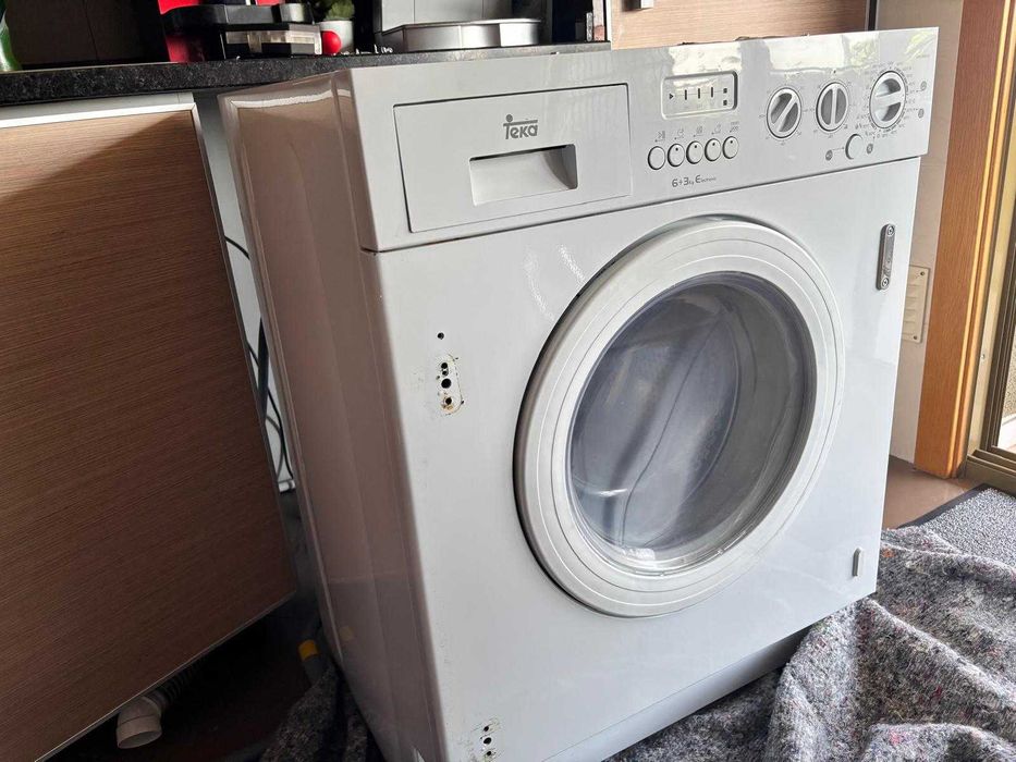 Máquina de lavar roupa Encastre Teka LSI 1300 (Para peças/reparar)