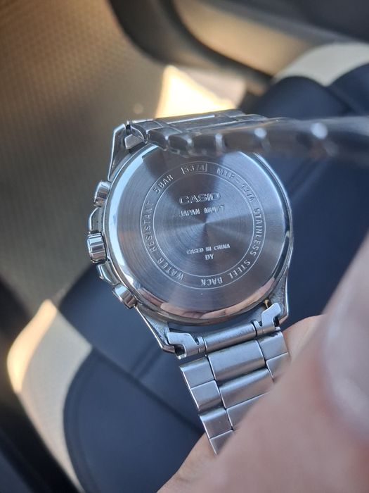 Продам годиник CASIO