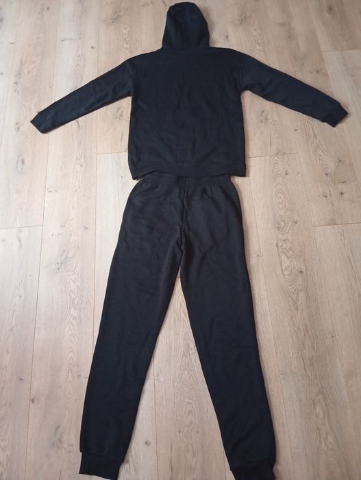 Спортивний костюм