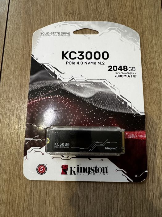 SSD накопичувач Kingston KC3000 M.2 2TB NVMe 2280 (SKC3000D/2048G)