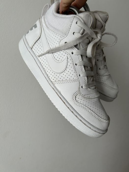 Białe nike court bought mid 37.5 wyprzedaz obuwie sportowe unisex