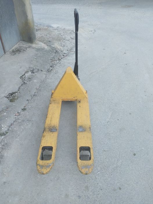 Porta paletes manuais