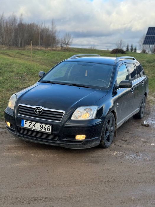 Toyota Avensis 2.0, 4D, 2005 рік, механіка,преміум комплектація.