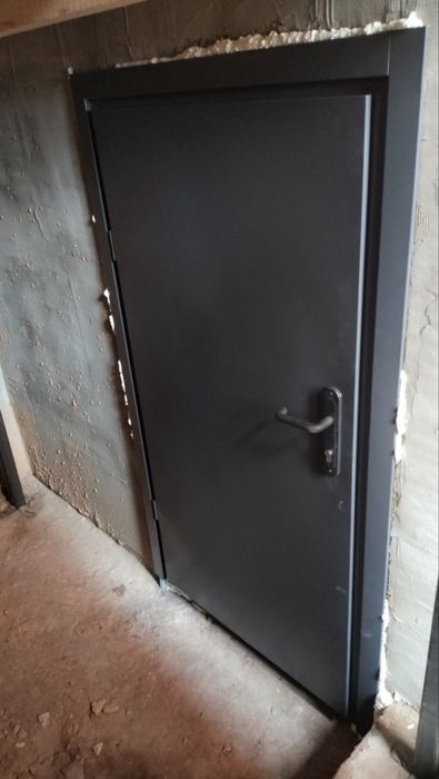 Двері вхідні в наявності та під замовлення! Технічні двері