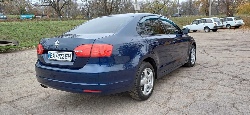 Volkswagen Jetta 2.0 Автомат 2012 року в гарному стані
