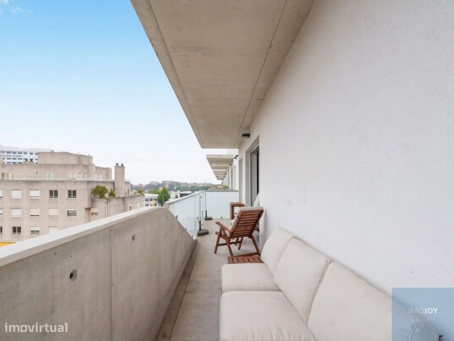 Apartamento T2 Mobilado no Porto