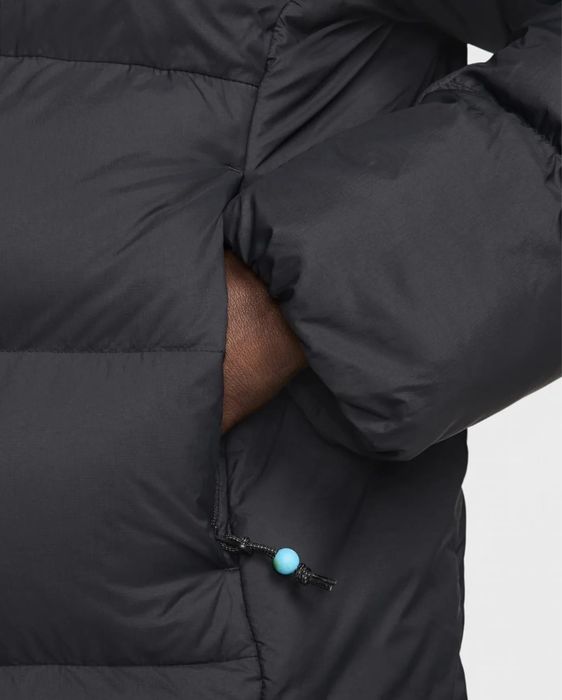 Пуховик Nike Acg