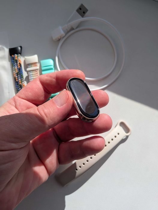Продам фітнес-браслет Xiaomi Mi Smart Band 8 Champagne Gold