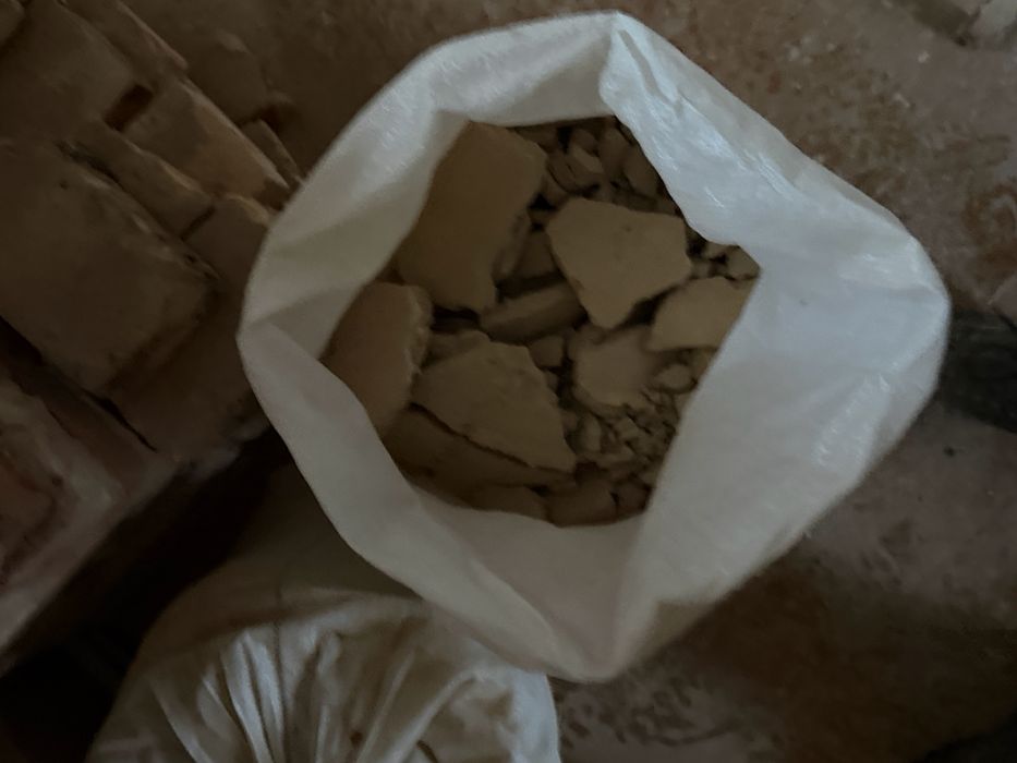 Віддам безкоштовно бой щикатурка