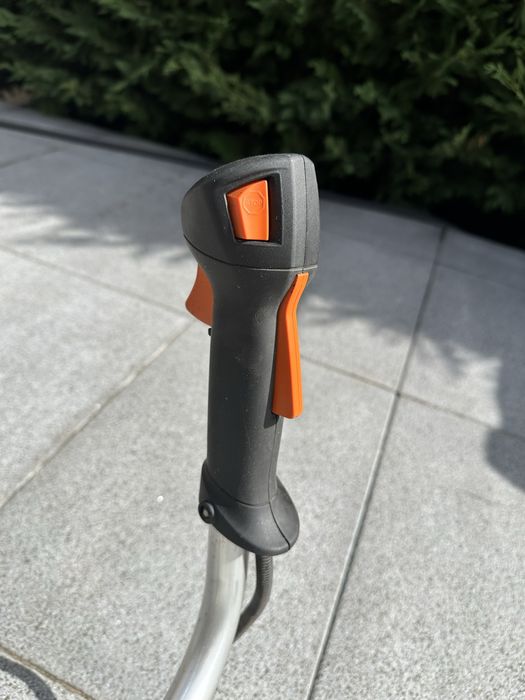 Roçadora STIHL FS260