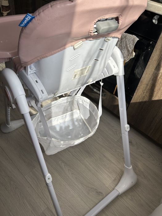 Стільчик для годування Bambi M 3890 рожевий (M 3890 rosette QT)