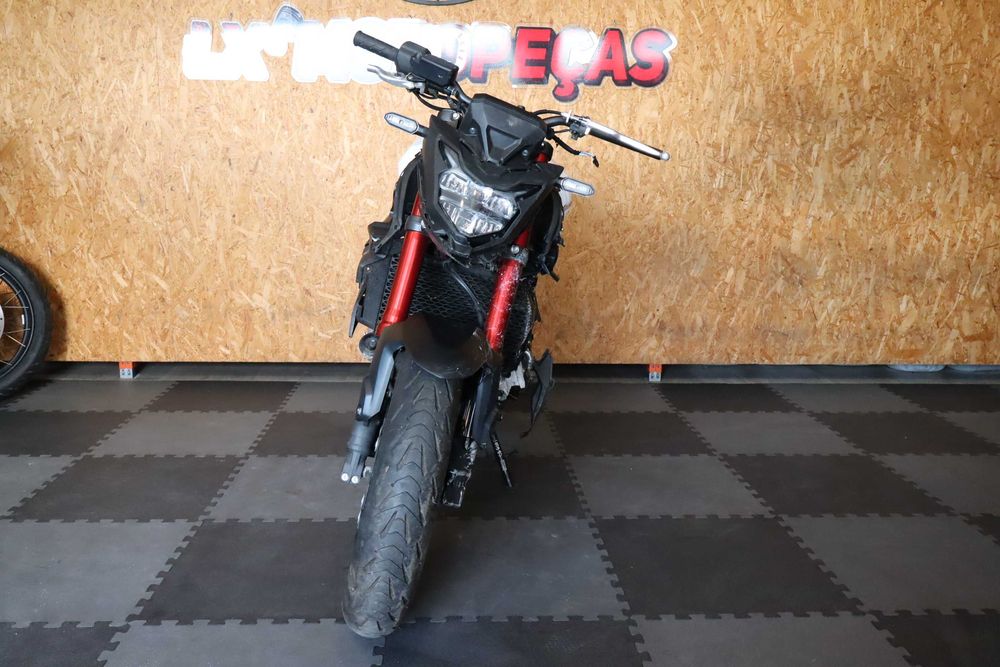 Honda Hornet 750 para peças