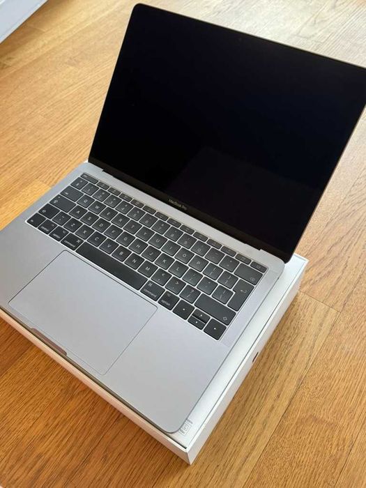 Apple MacBook Pro 13” | 16GB RAM | 512GB SSD | IDEALNY