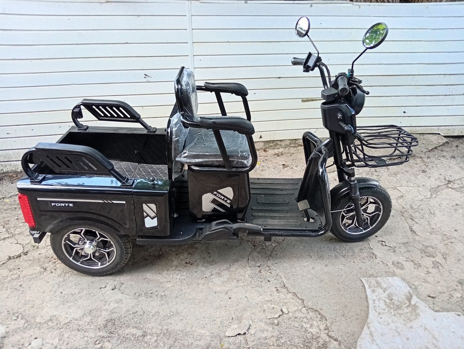 НОВИЙ   Електричний вантажний трицикл Forte Cargo-WN1072