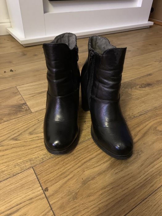 KOZAKI damskie _ ocieplane _ roz. 36 _ stan bsrdzo dobry