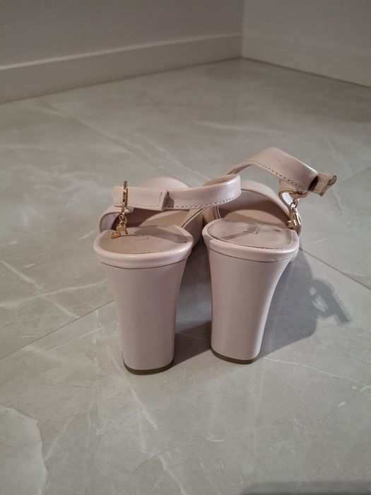 Sandałki Lasocki 40 liliowe