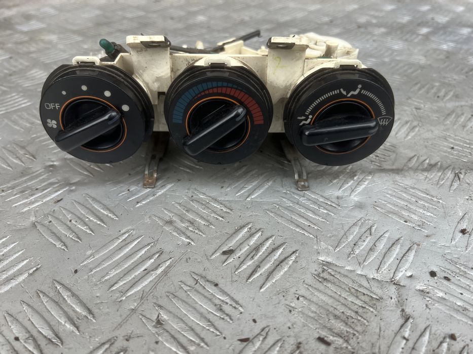 Блок печки крутилка Mitsubishi galant 6 галант 90 год