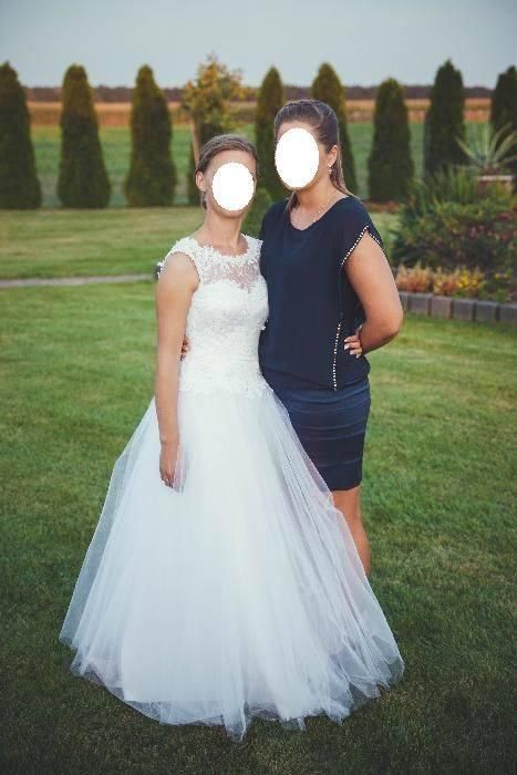 Piękna suknia ślubna