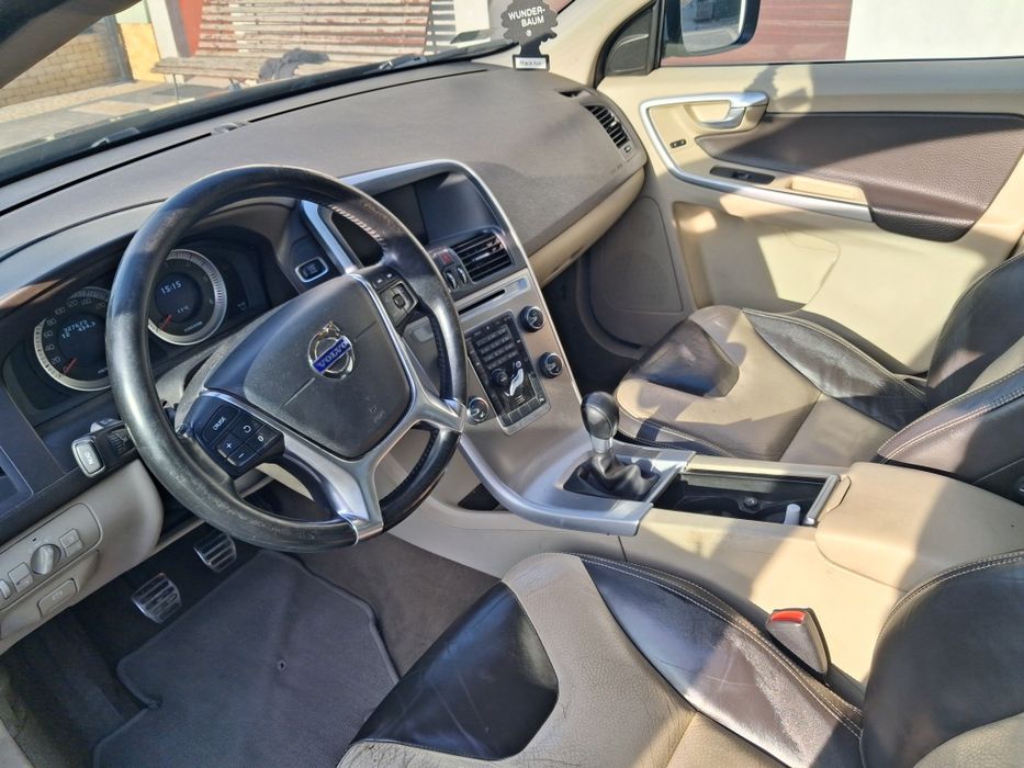 Volvo xc60 2011r.