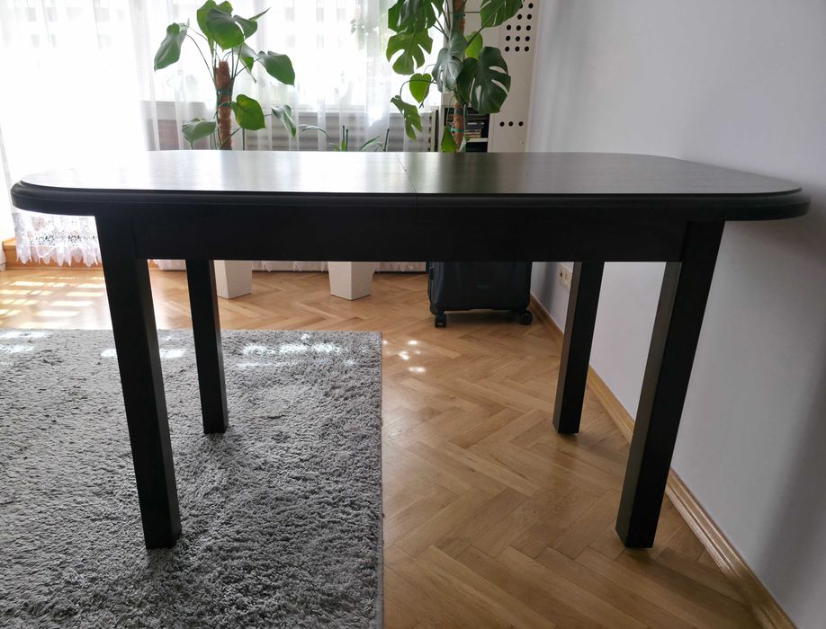 Stół WENGE z czterema krzesłami