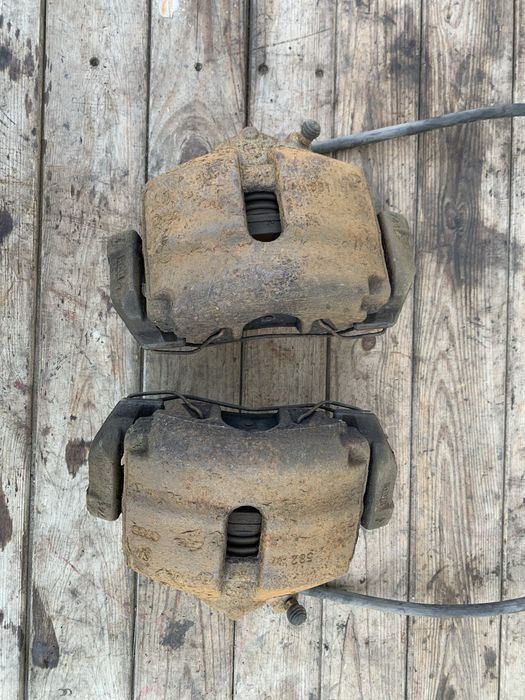 Супорта WV пассат б6 в зборі