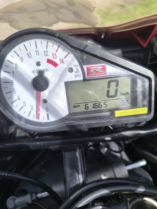 Suzuki GSXR 1000 K1