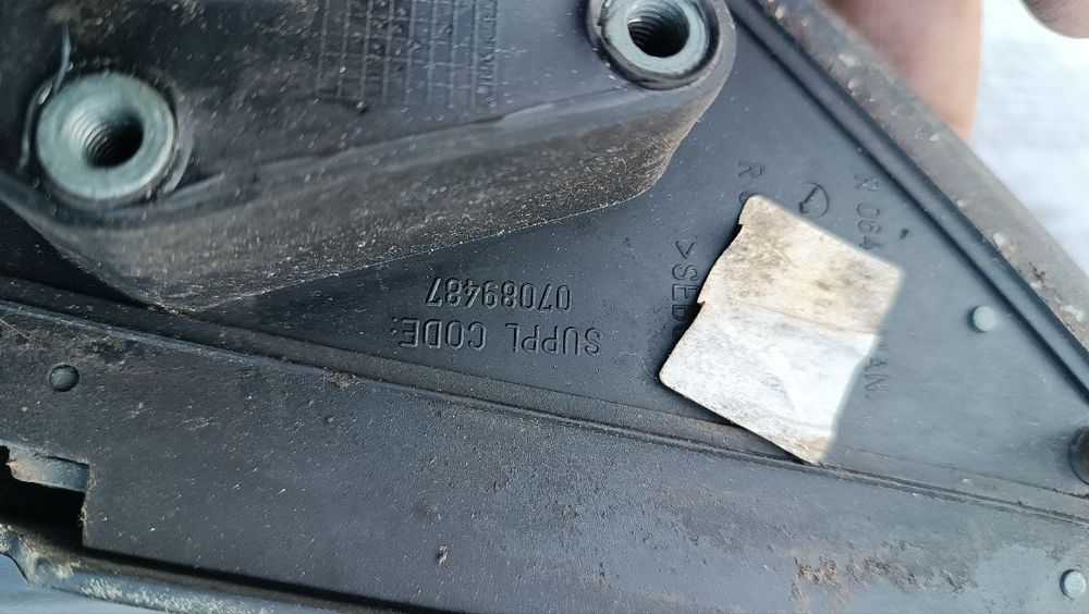 Дзеркало заднього огляду Opel Frontera 1999-2004 рік. 07089487