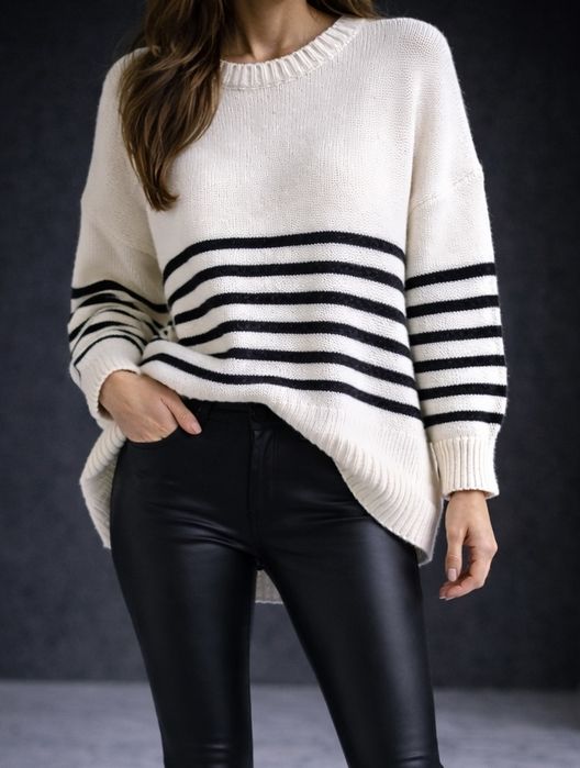 Sweter w paski damski kremowy