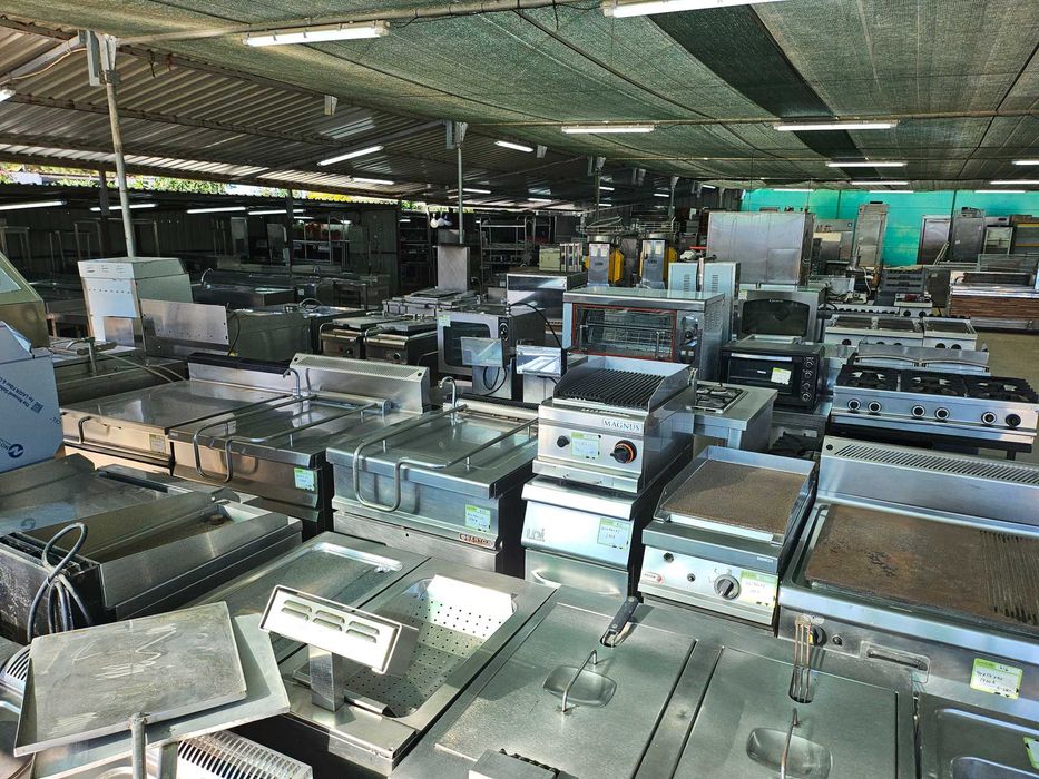 Máquinas de lavar, fritadeiras, grelhadores... Tudo para hotelaria