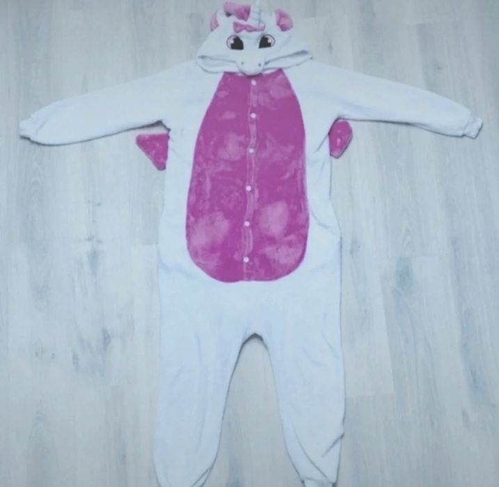Kigurumi kombinezon piżama przebranie jednorożec