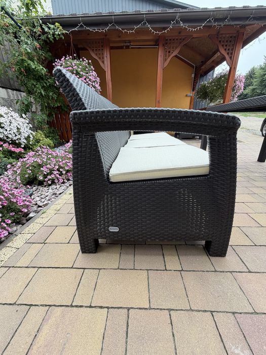 Nowy, elegancki zestaw mebli ogrodowych (Sofa 3-osobowa + Duży stół)