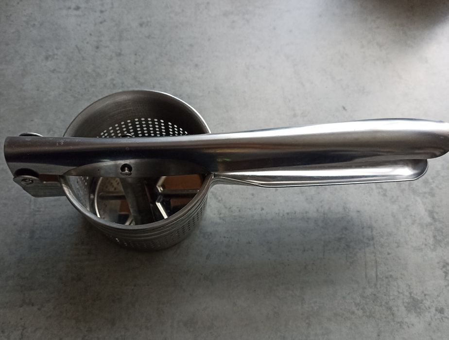 Прес для картоплі для пюре