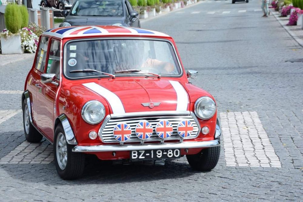 Austin mini 100064661919408257120