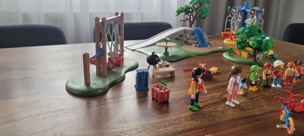 Playmobile Plac Zabaw zabawka dla dziecka. Stan bardzo dobry